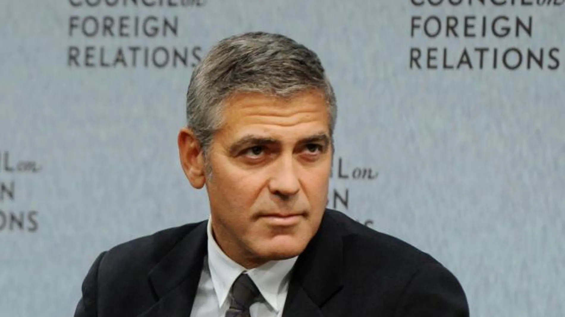 George Clooney afirmó sentirse "sorprendido y entristecido"