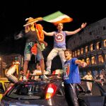 Italia gana confianza