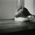 La depresión, la ansiedad o los trastornos alimentarios pueden estar en el origen de un comportamiento suicida en la infancia