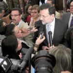 Rajoy rotundo: «No habrá intervención»