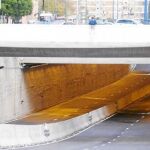 El PSOE viene demandando la apertura del paso subterráneo desde hace meses, pero el Gobierno municipal aboga por la seguridad total