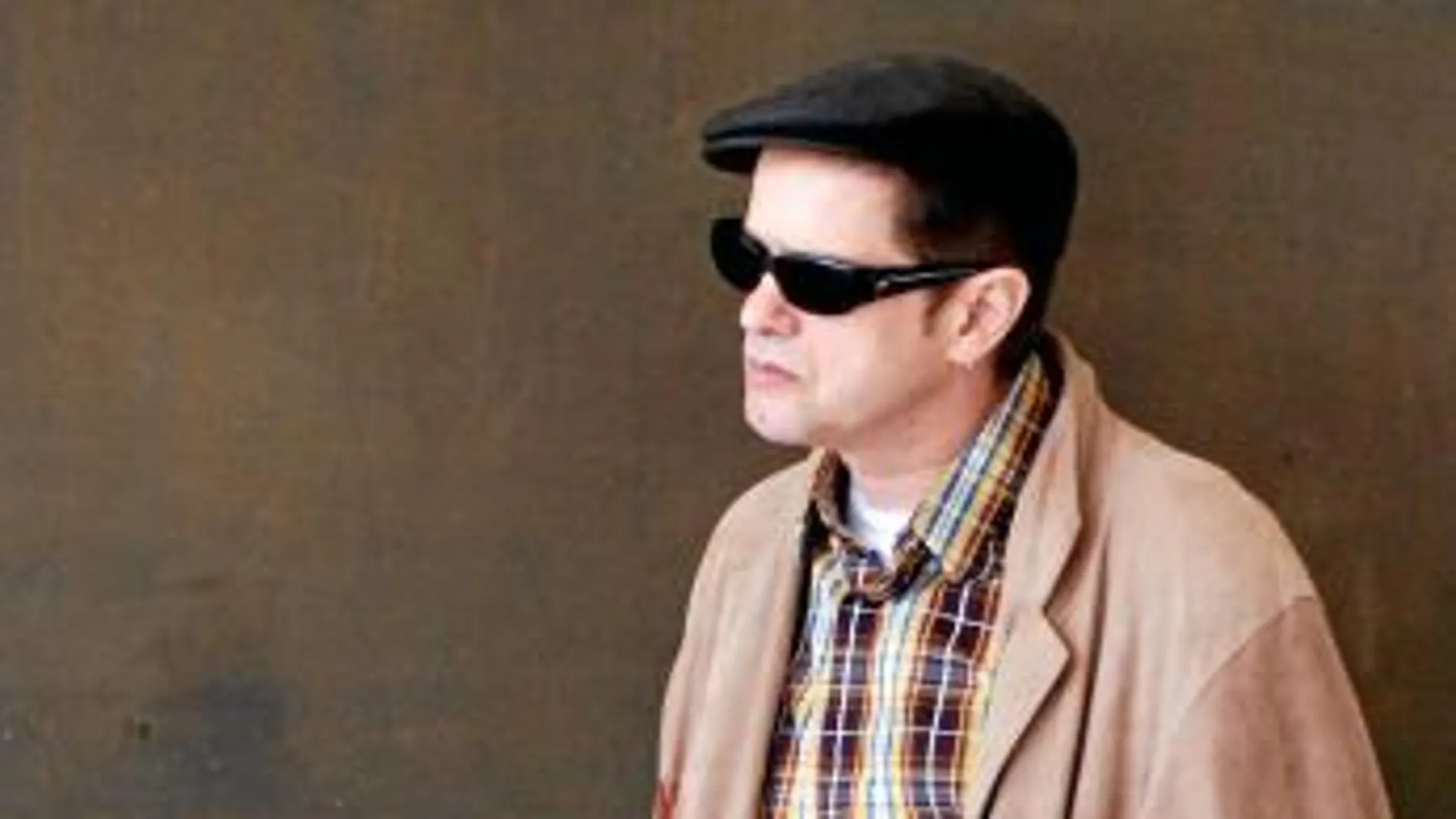 callejero Auserón ha puesto en versión hispánica los ecos de Berlín, Nueva York o el Caribe