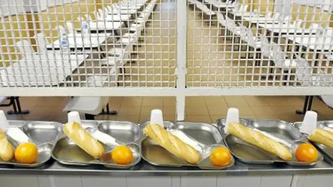 Los presos se quedan sin merienda