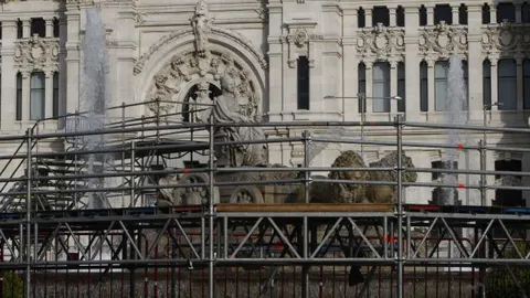 Apoteosis blanca en Cibeles