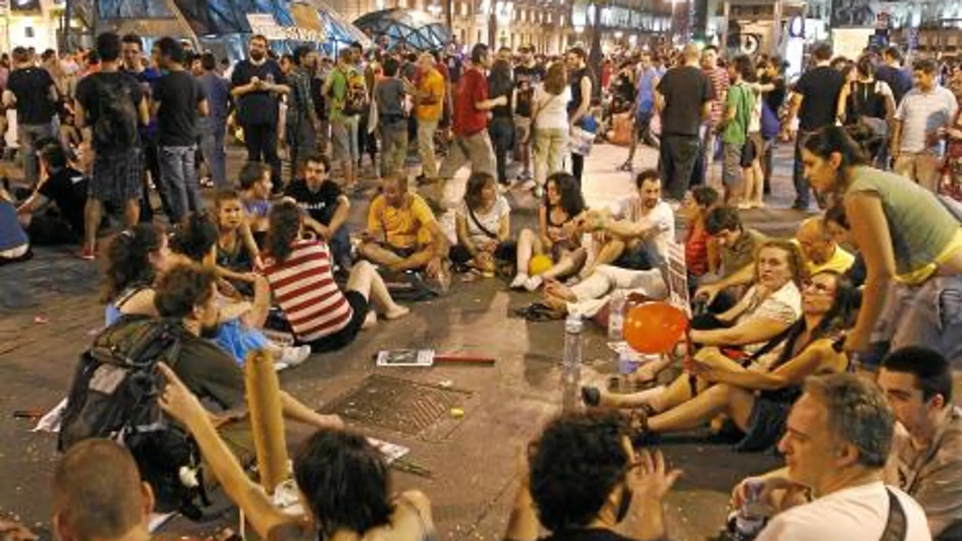 El movimiento 15-M ha intentado ocupar otros lugares de Madrid desde que fueran desalojados de la Puerta del Sol tras semanas acampados