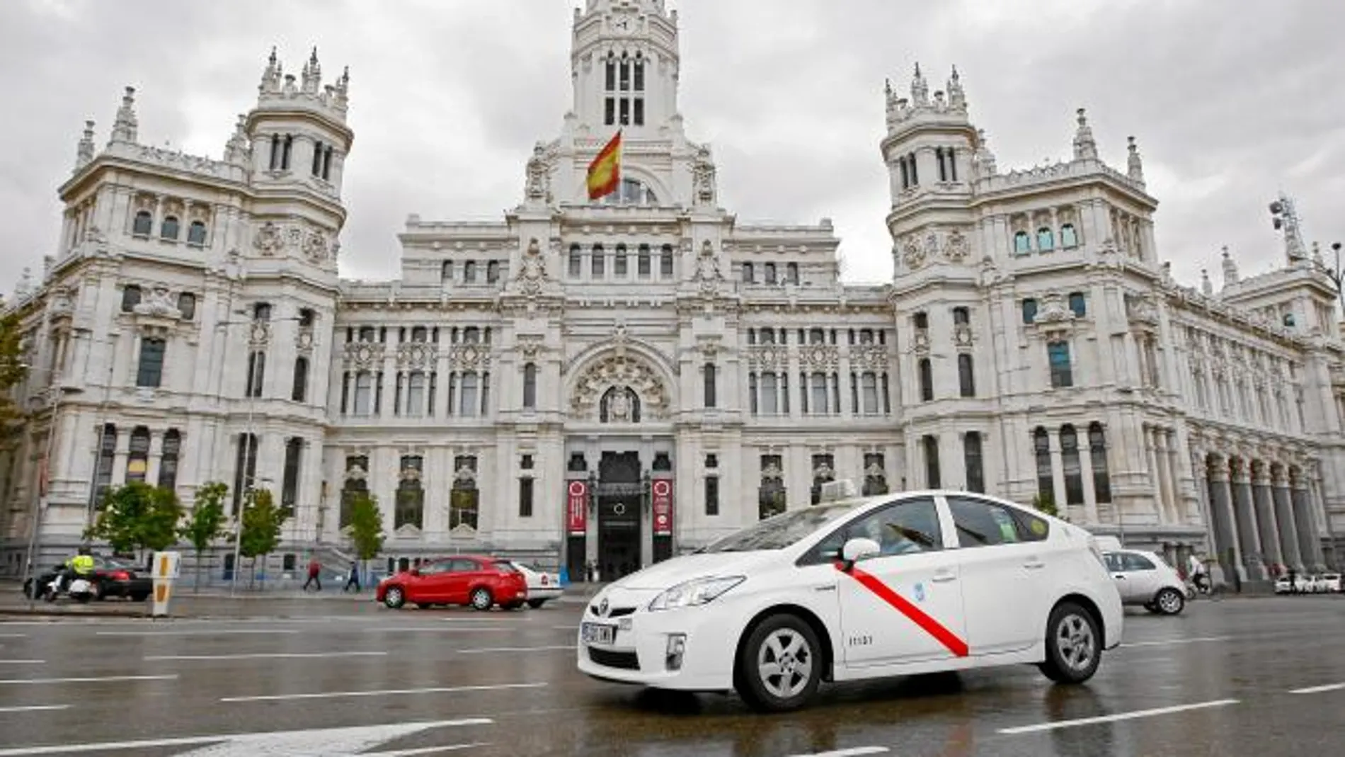 La nueva normativa, que no se renovaba desde hace 32 años, cuenta con el apoyo del sector del taxi