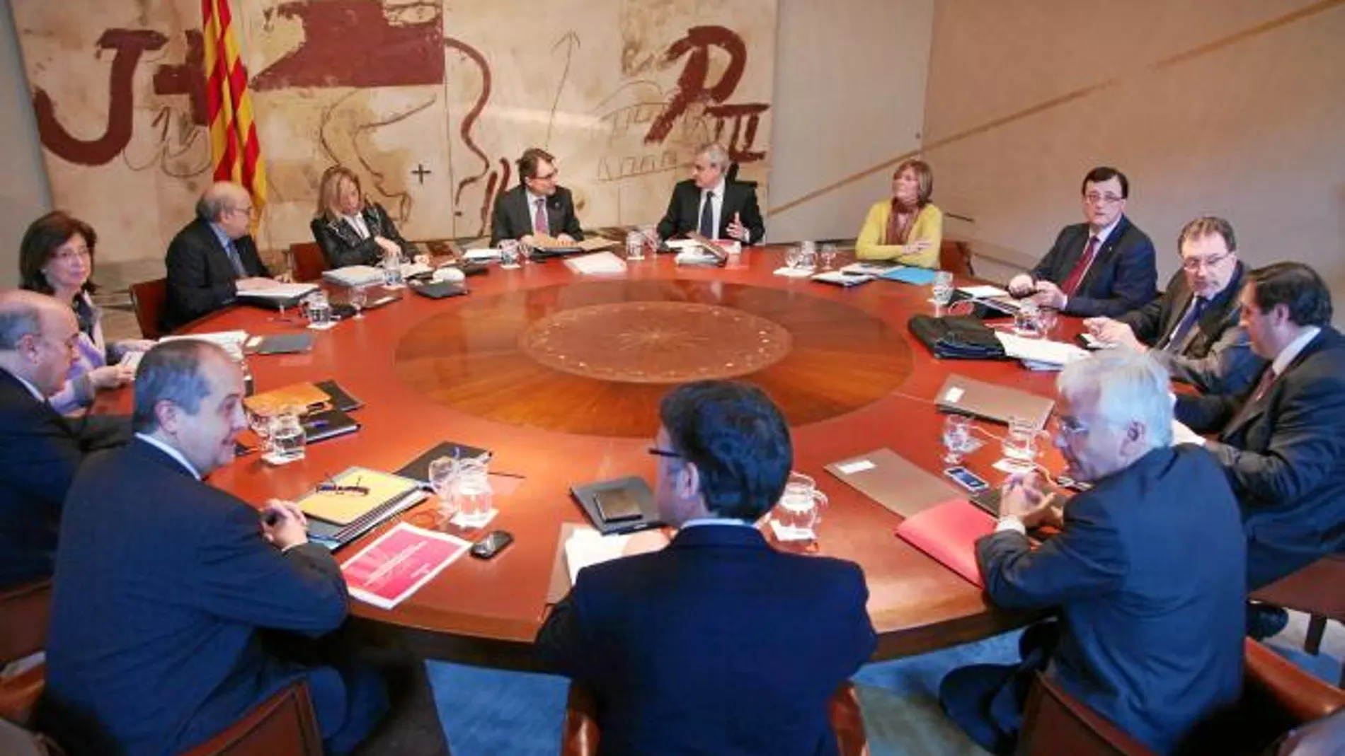 El Govern «entiende» la insumisión fiscal a España de dos empresarios