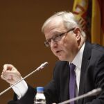 Rehn señala que CE está preparada si España decidiera pedir asistencia