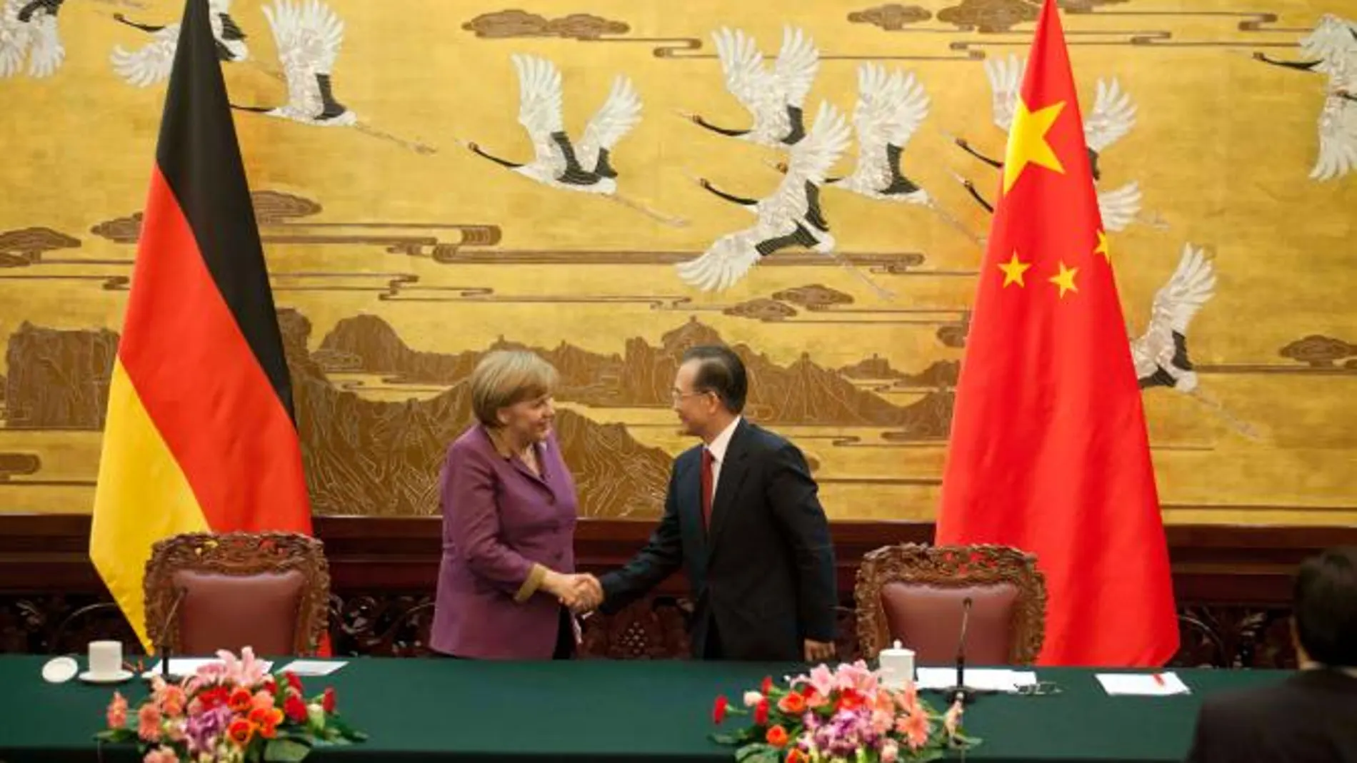 China se planta ante Merkel