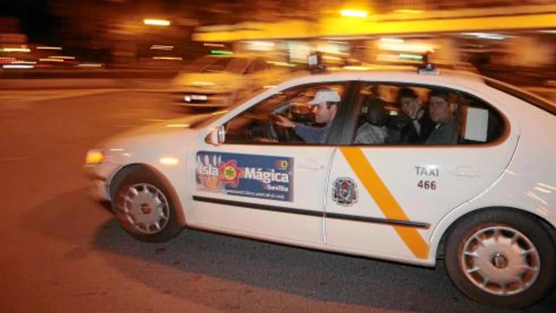 «No queremos una guerra entre taxistas que actúe el Ayuntamiento»