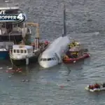  Milagro en Nueva York: se salvan todos los pasajeros de un avión que cayó al río Hudson