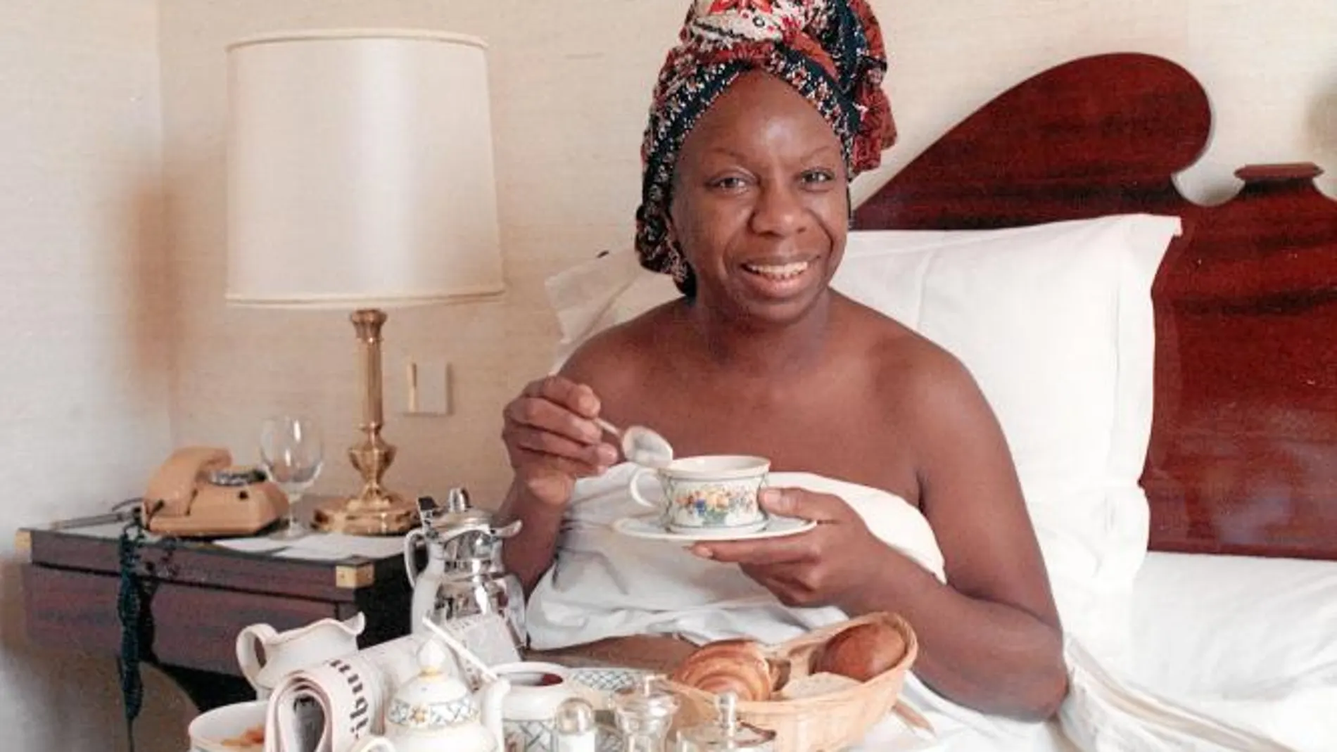 La pianista toma el desayuno durante uno de los festivales a los que acudió en Francia