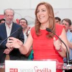 La candidatura de Díaz para liderar el PSOE «calienta» el congreso regional