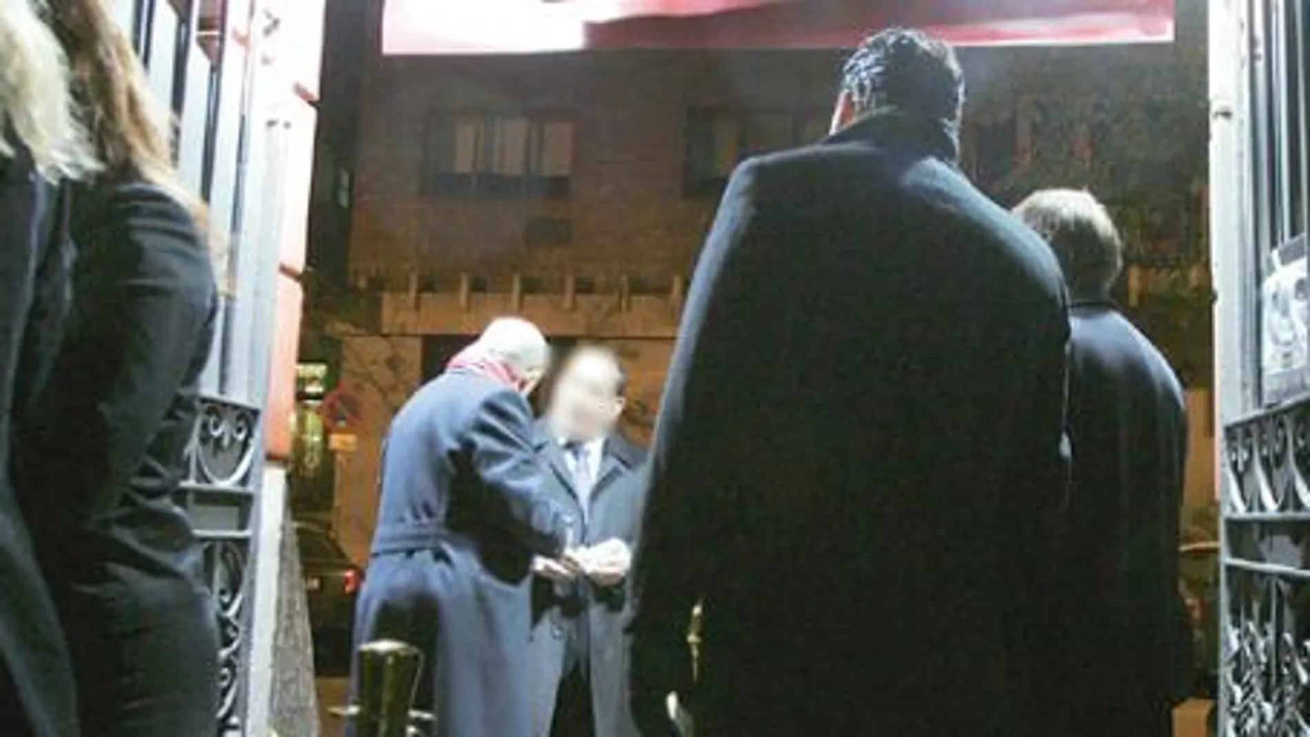 Los porteros de discoteca se tendrán que examinar de la Constitución