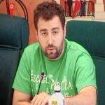 La carrera del teniente de alcalde y concejal de Educación e Infancia de Rivas empieza en 1995 como socorrista municipal y acabará cuando se jubile, ya que ha logrado hacerse con una plaza de funcionario sin opositar.