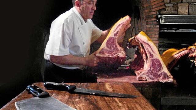 José Gordón / cocinero y ganadero: «Cuidado con confundir la vaca vieja con el buey»