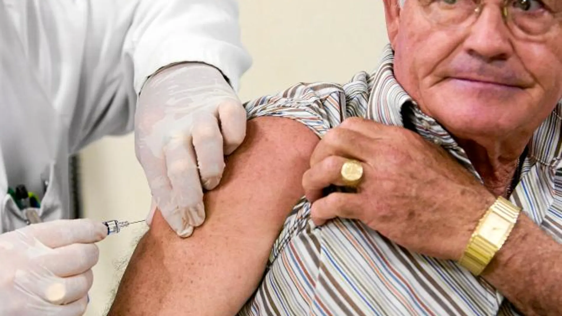 La vacunación de la gripe arranca este lunes con los sanitarios como objetivo