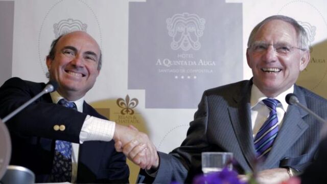 De Guindos acude a Schäuble para analizar la crítica situación de España