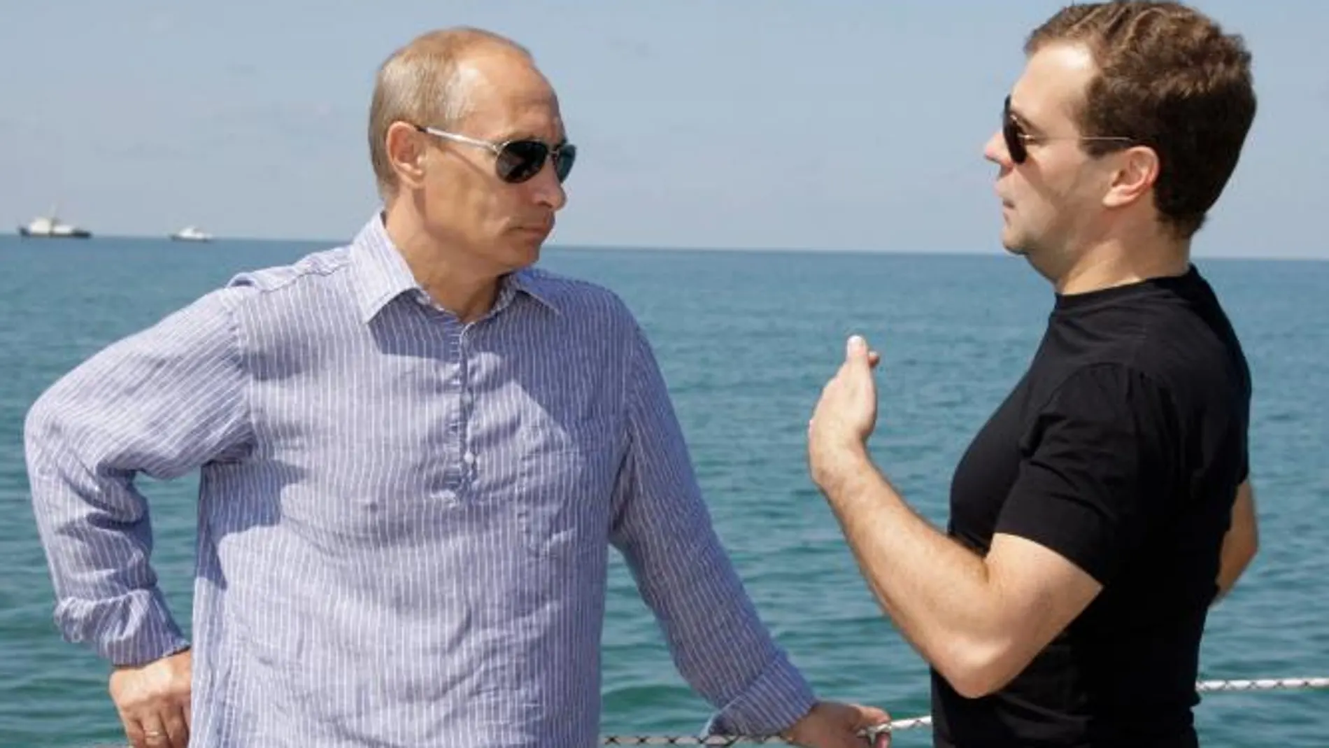 Medvédev propone «apoyar» la candidatura de Putin a la presidencia de Rusia
