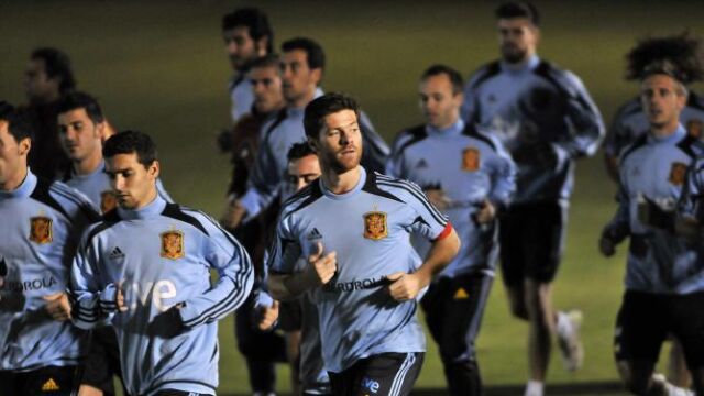La selección de España participa en su primer entrenamiento en San José