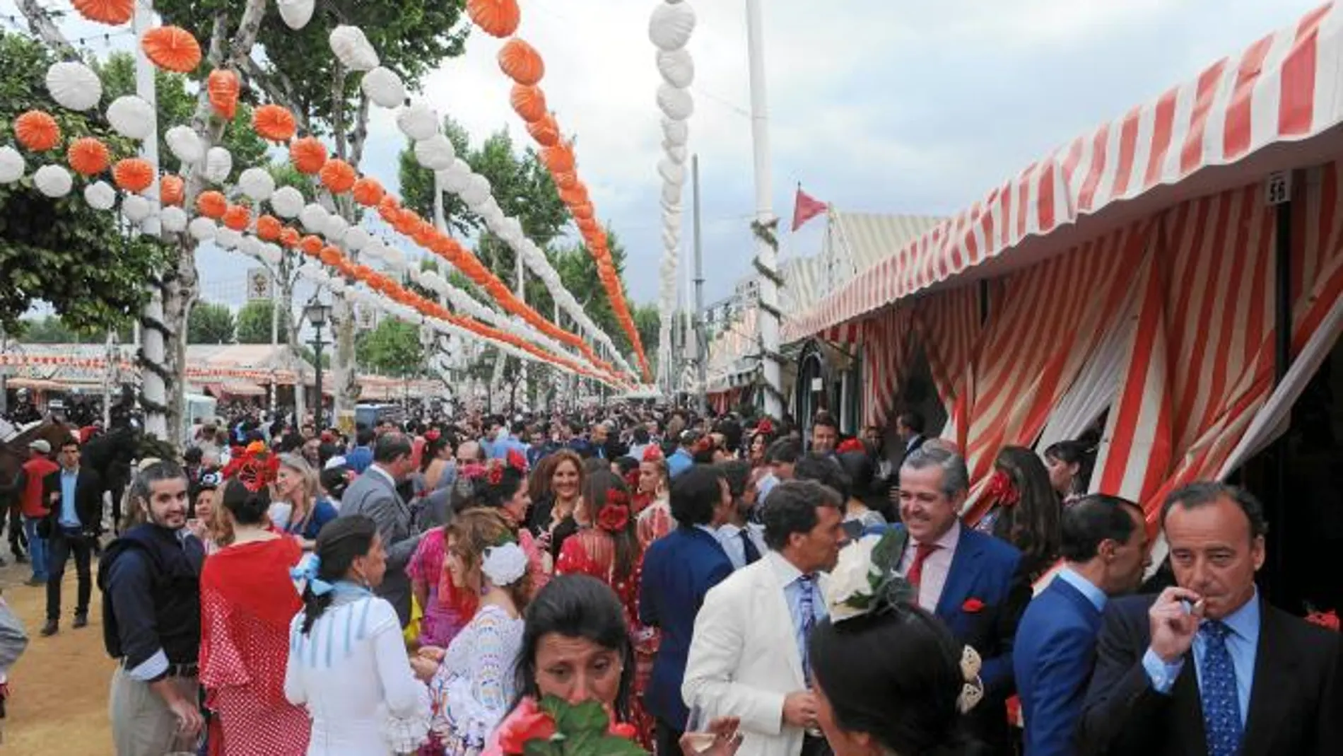 Una Feria gris celestial