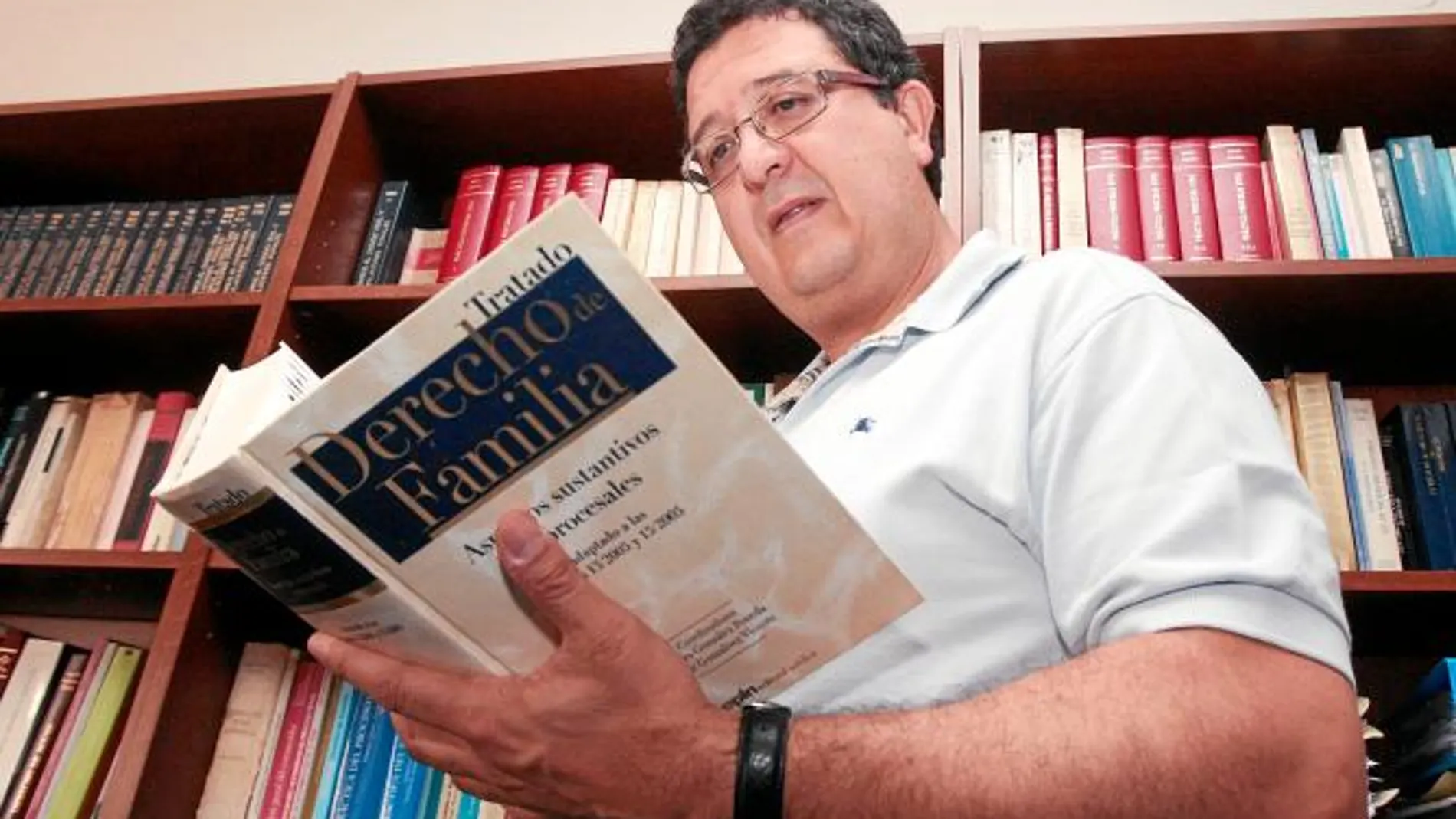«Hay muchas mujeres que denuncian a su marido para obtener subvenciones y ayudas»
