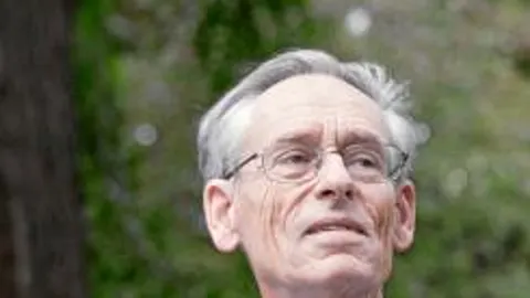 John Elliott: «Los jóvenes catalanes están aprendiendo una Historia falsa»