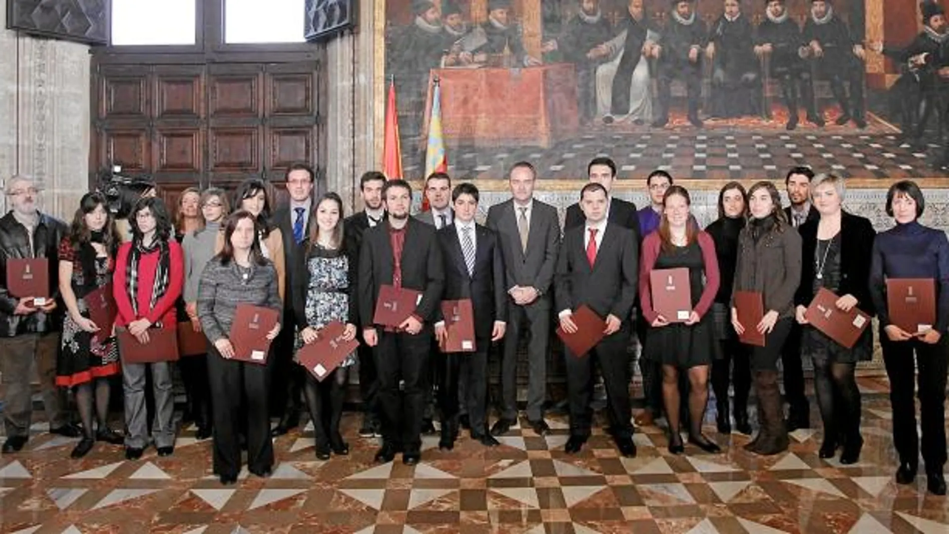 Fabra pide a los colectivos educativos llegar a consensos