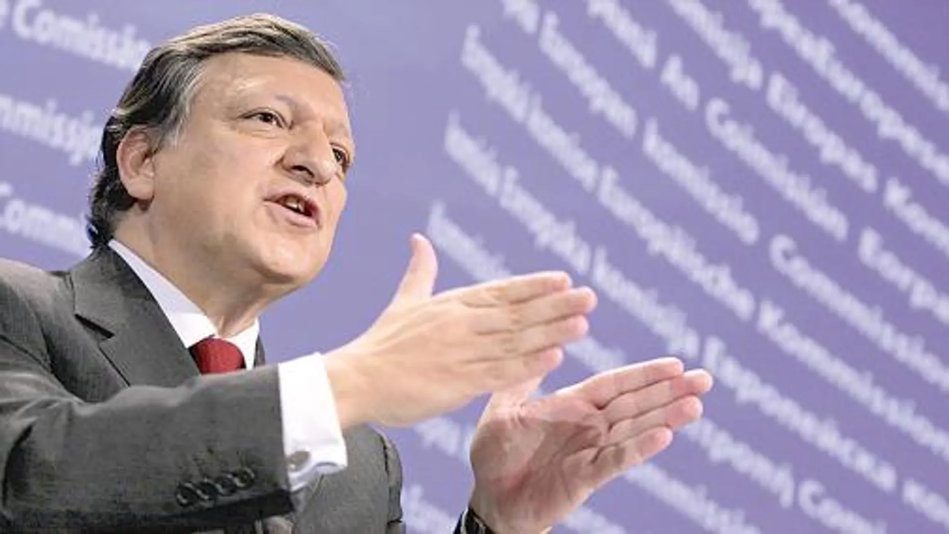 Barroso presentó ayer las propuestas de Bruselas para combatir la crisis