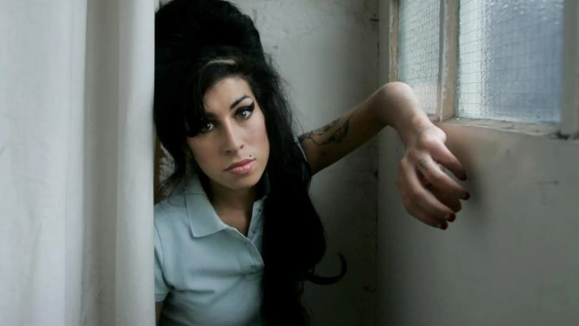 Winehouse revive con la publicación de un álbum póstumo con material inédito