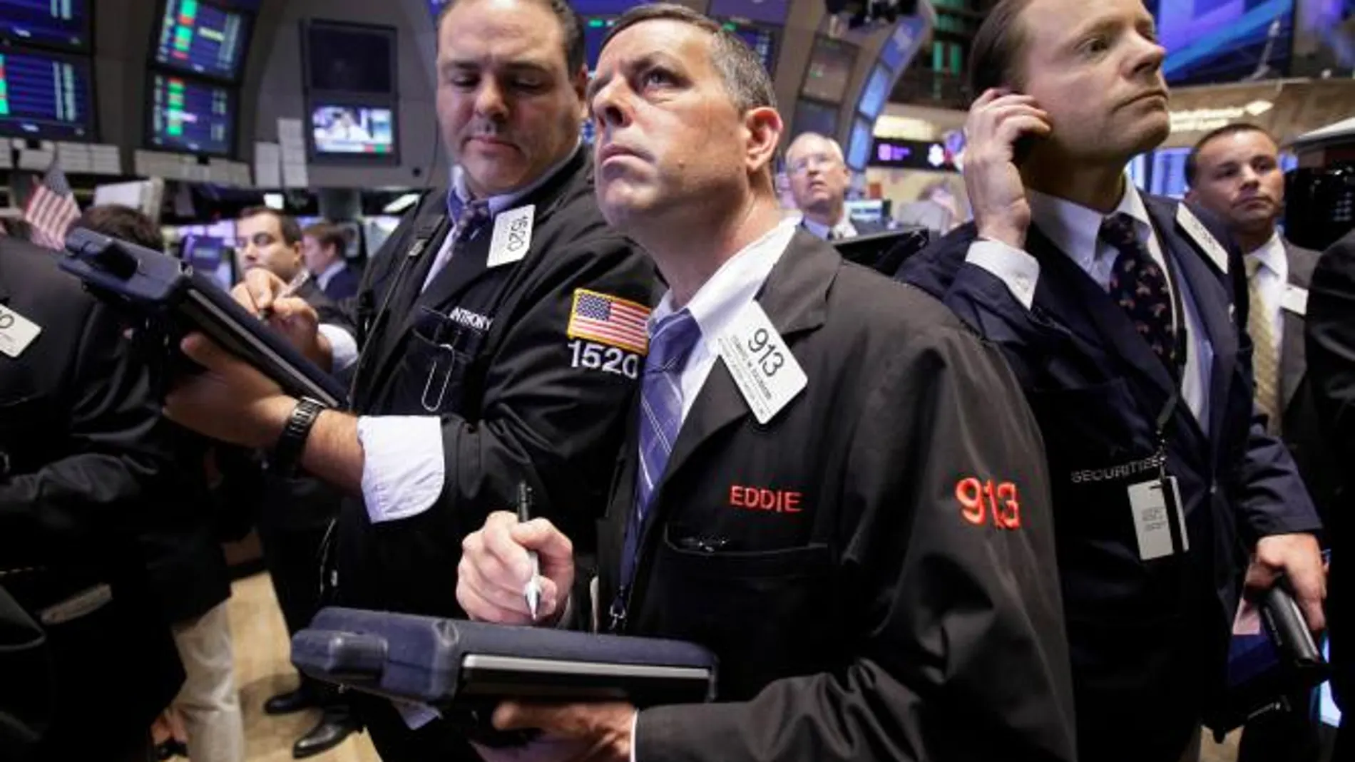Wall Street cierra con descenso del 0,63 % tras publicación del Libro Beige