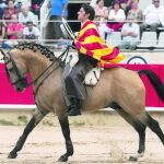 El sevillano hizo el paseíllo ataviado con la senyera en Barcelona