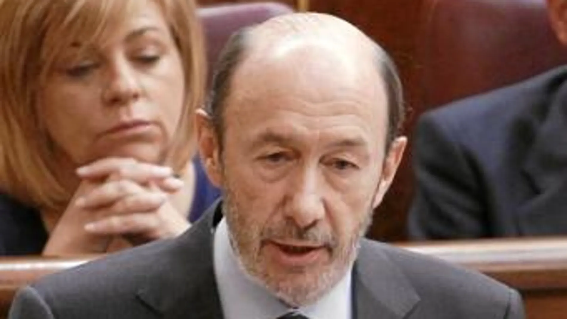 Rubalcaba ofrece diálogo un día antes de votar «no» a las reformas