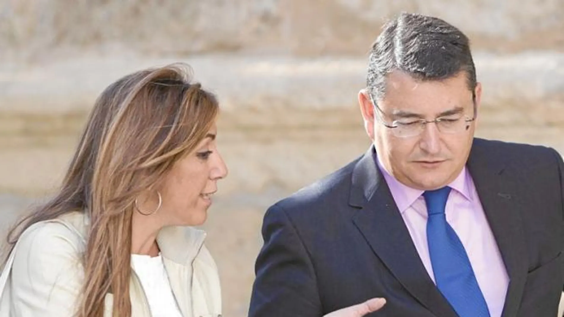 Antonio Sanz y Susana Díaz no alcanzaron un acuerdo para desbloquear la constitución de la FAMP