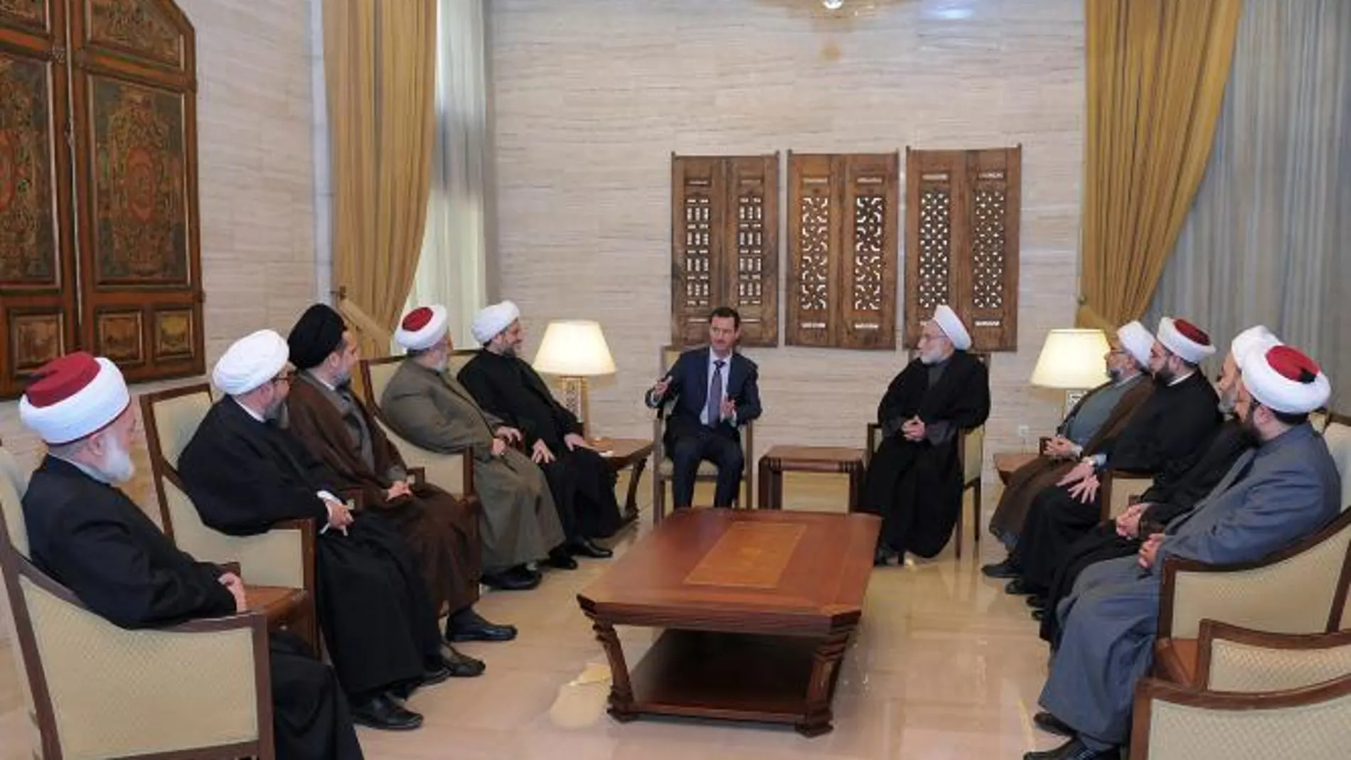 Una de las múltiples reuniones de Al Asad
