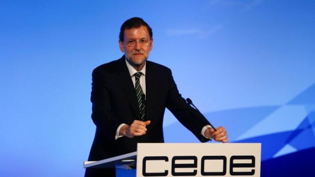 Rajoy prepara otro paquete de ajustes para cumplir con el déficit