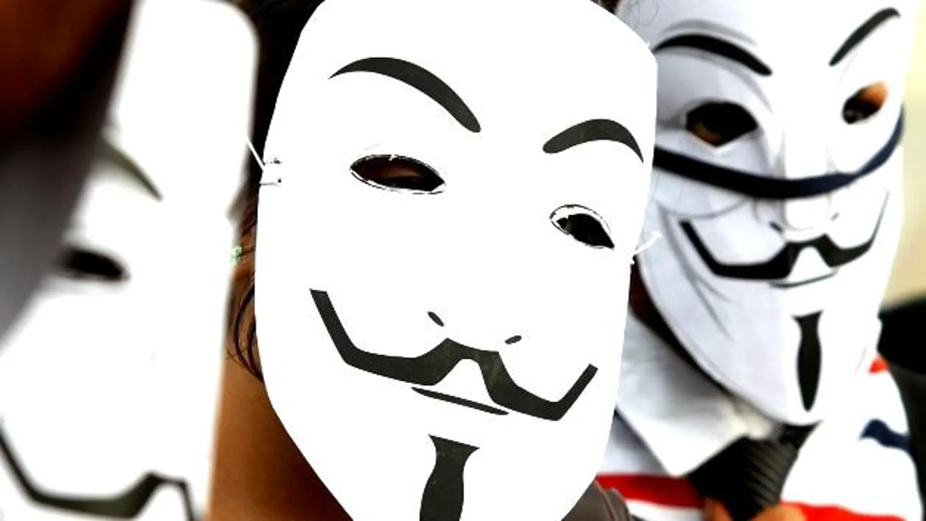 El día que Anonymous se enfrentó al Estado Islámico y Al Qaeda