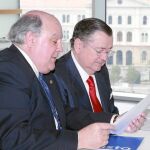 Santander y Deusto renuevan su colaboración