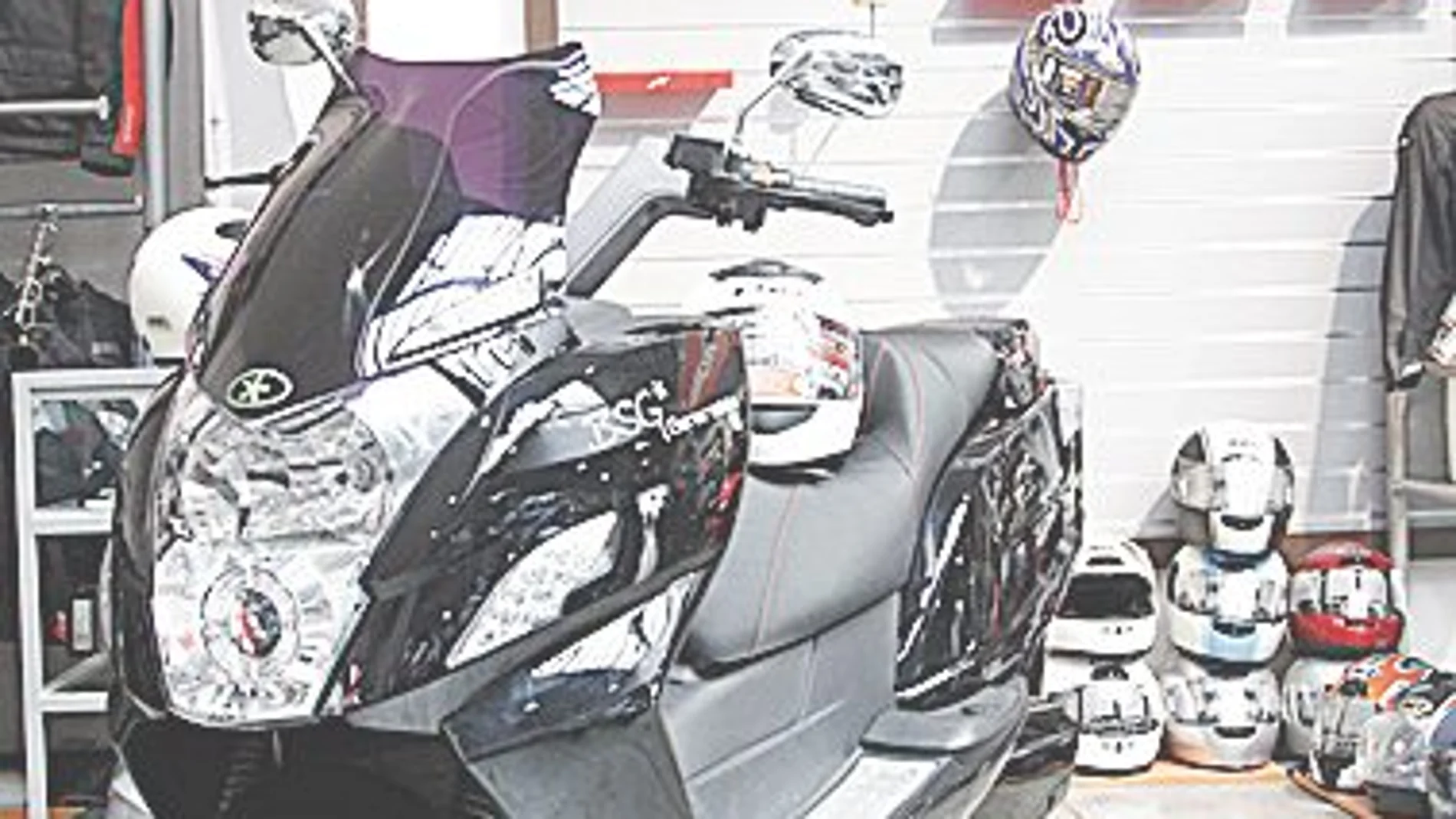 «Ya vendemos más motos eléctricas que de gasolina»