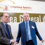 Villanueva pide al sindicalismo que sea serio para retomar la senda del empleo