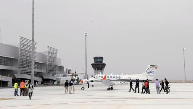 La apertura del aeropuerto de Corvera en manos del Gobierno de Rajoy