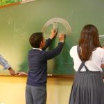 Educación asegura que se han aumentado los mecanismos de control del absentismo laboral