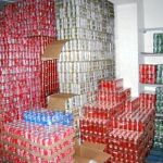 Barcelona da su mayor golpe a la venta ambulante de latas