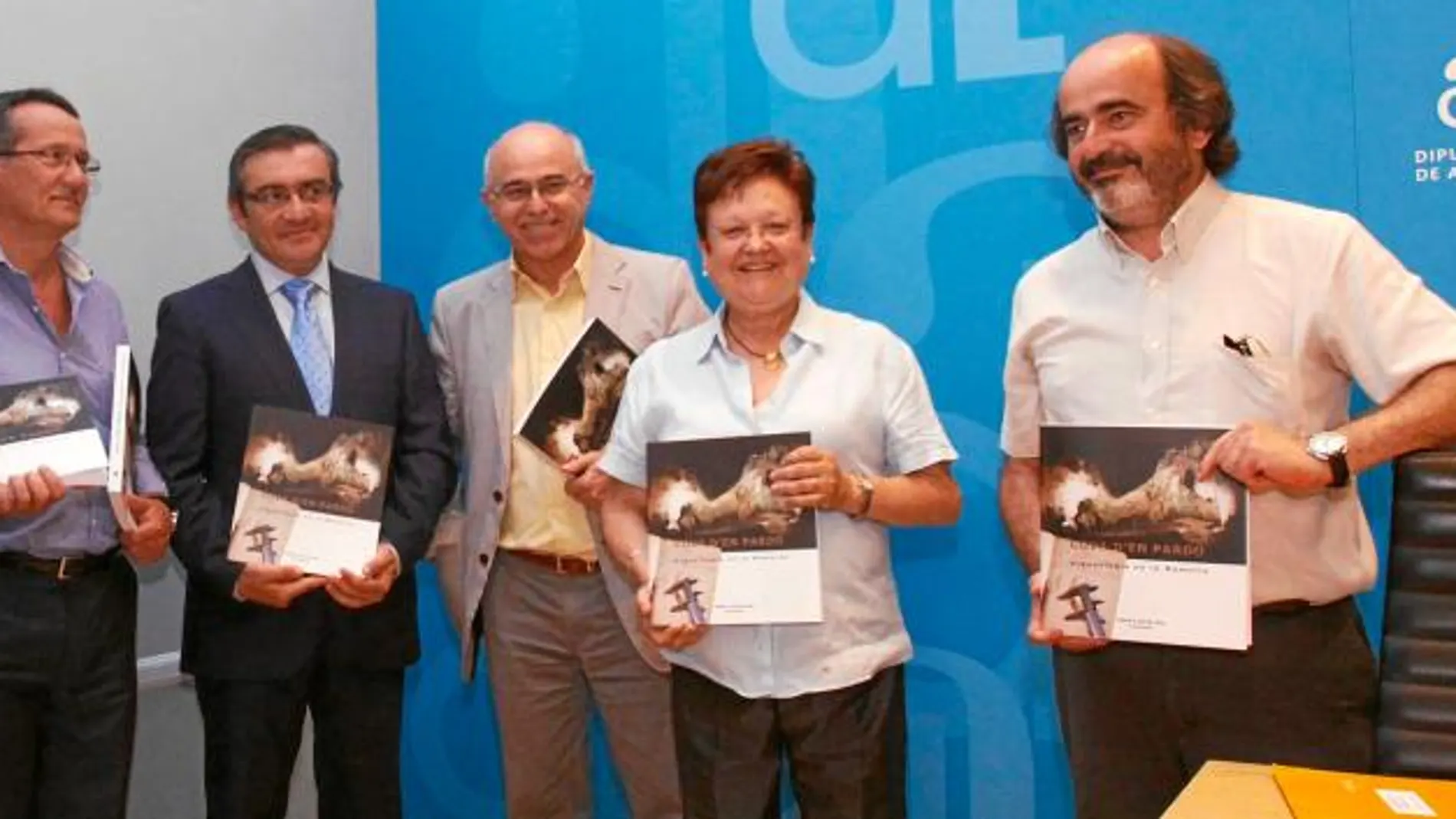El MARQ recupera la historia del enclave Cova d'En Pardo