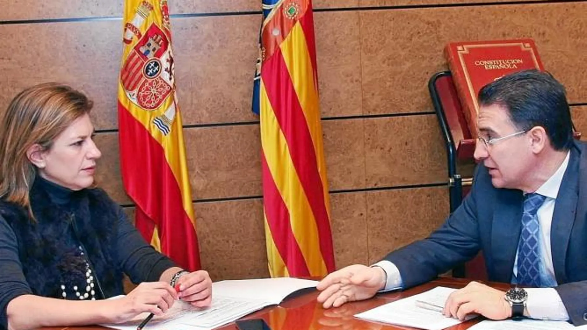 El Consell reclamará a Rajoy las competencias en los chiringuitos