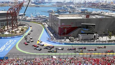 Ecclestone quiere más años de Gran Premio si hay alternancia