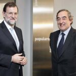 Rajoy junto al presidente de la CEOE, Juan Rosell