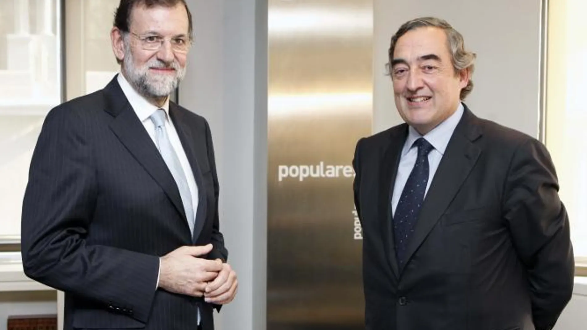 Rajoy junto al presidente de la CEOE, Juan Rosell