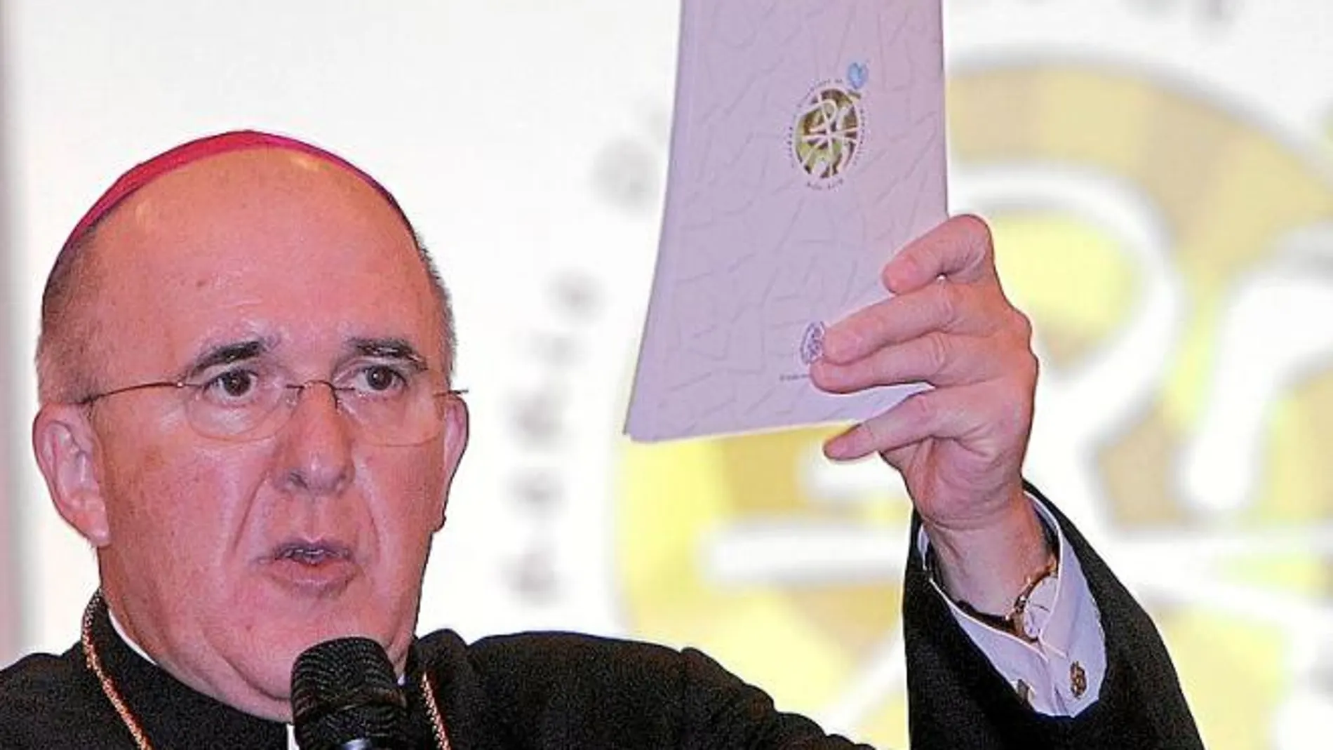 En la imagen, el arzobispo de Valencia, Carlos Osoro, durante una de las celebraciones de la primera edición del Itinerario Diocesano