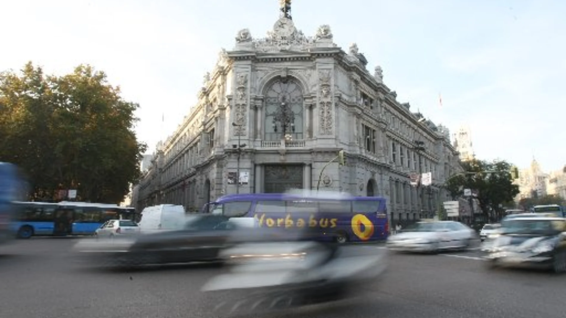 España eleva hasta un 50 % el interés de los bonos emitidos hoy